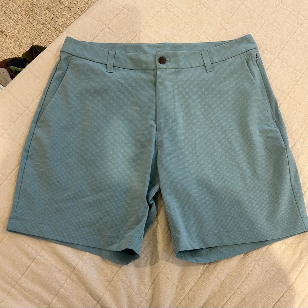 Blue men’s Lululemon golf shorts